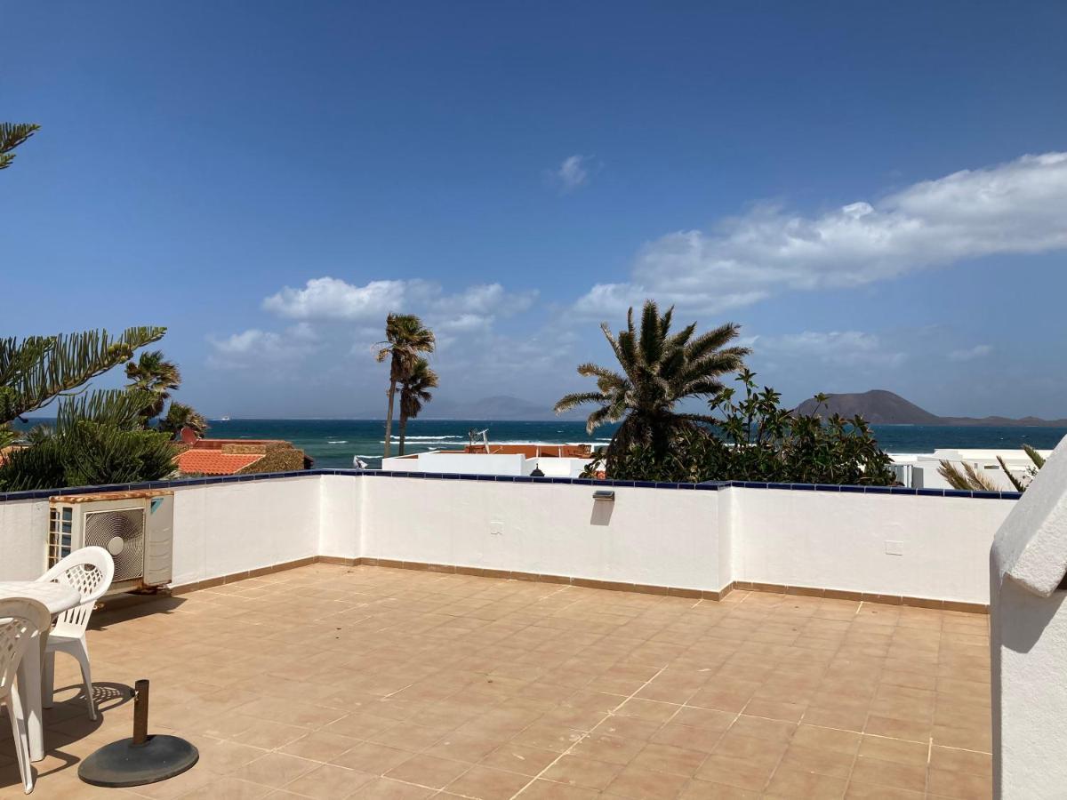 Beach House With The Heated Pool Next To Rocky Point Corralejo Ngoại thất bức ảnh
