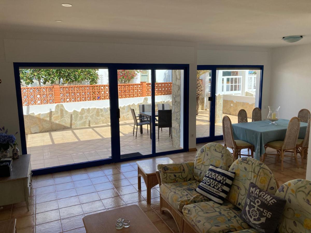 Beach House With The Heated Pool Next To Rocky Point Corralejo Ngoại thất bức ảnh