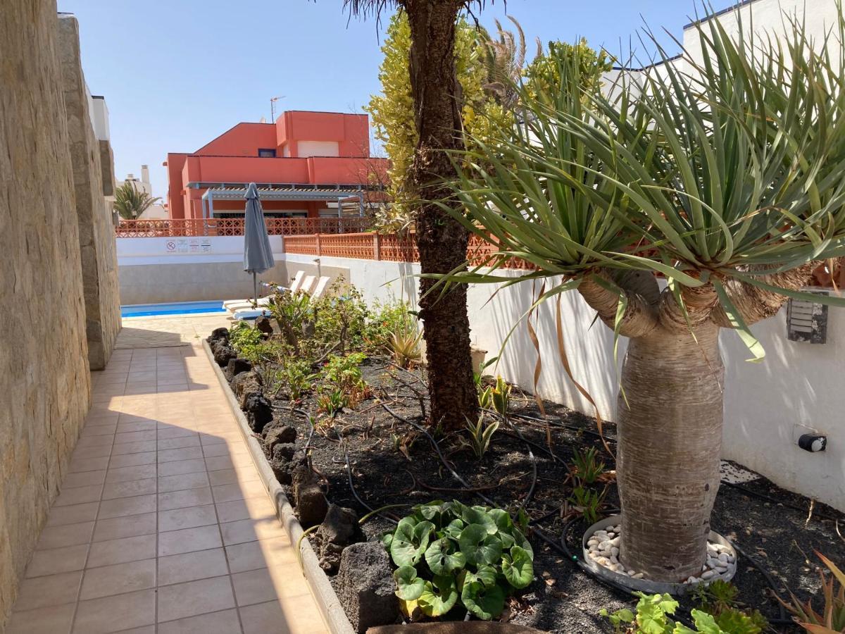 Beach House With The Heated Pool Next To Rocky Point Corralejo Ngoại thất bức ảnh