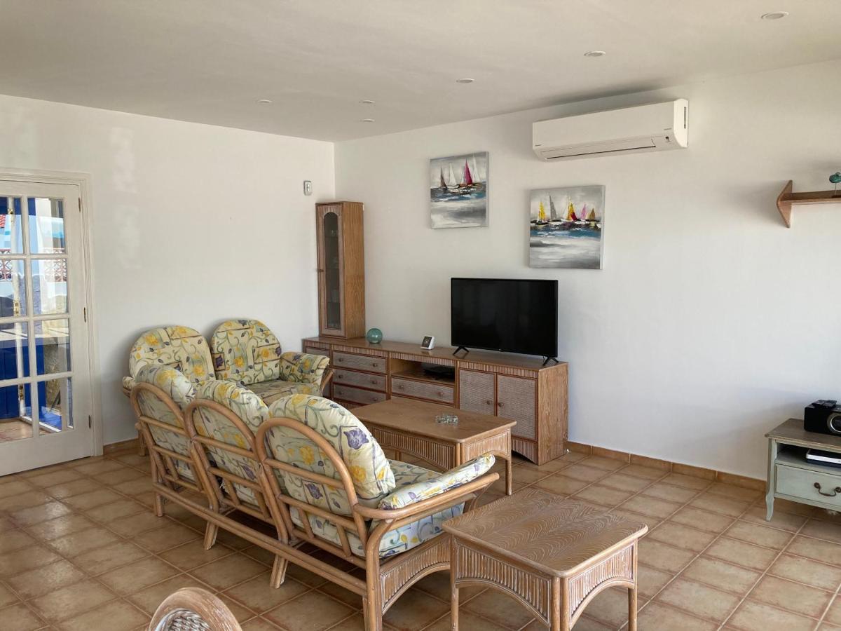 Beach House With The Heated Pool Next To Rocky Point Corralejo Ngoại thất bức ảnh
