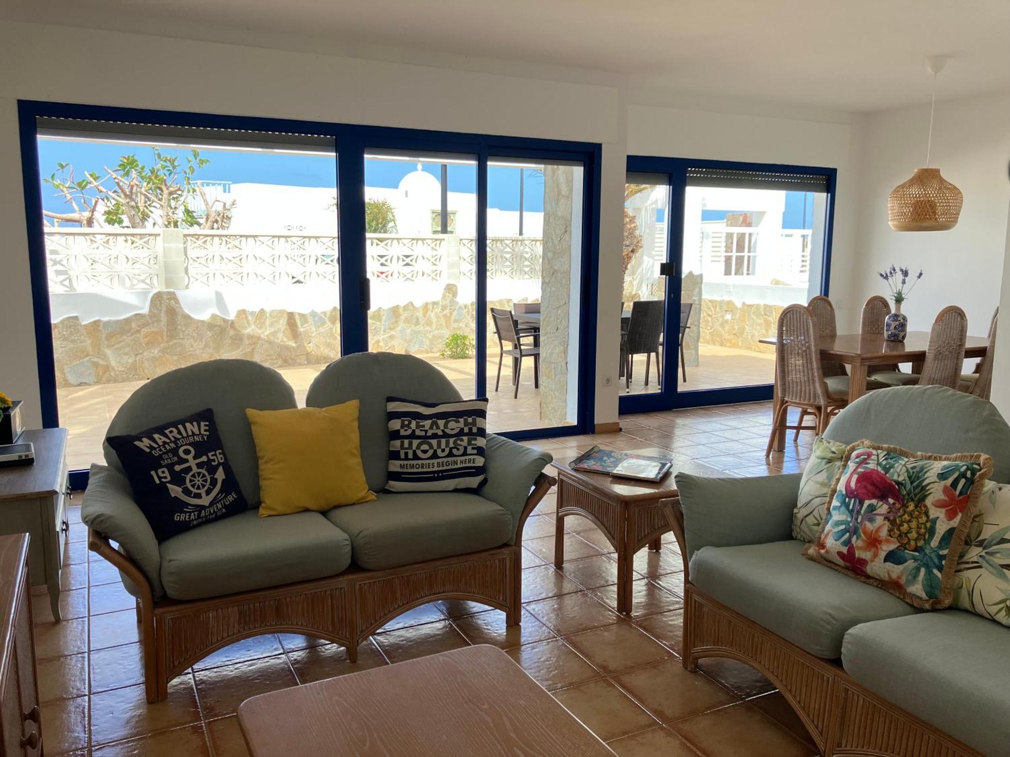 Beach House With The Heated Pool Next To Rocky Point Corralejo Ngoại thất bức ảnh